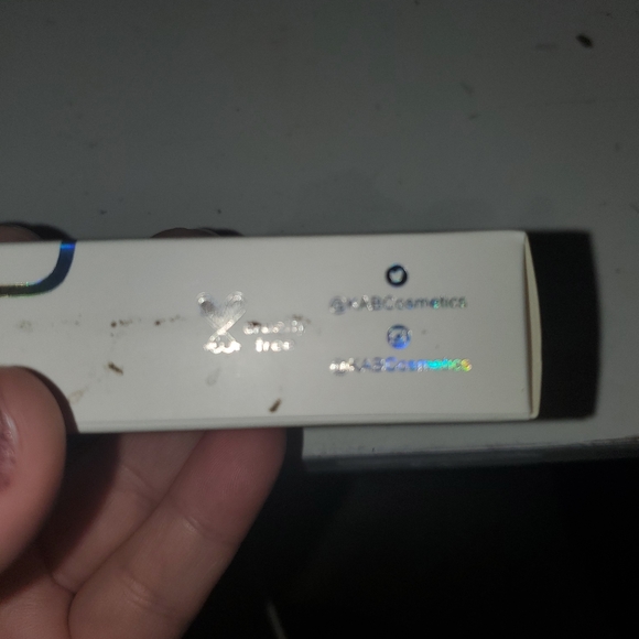 KAB Cosmetics Lip Liner and Lipgloss set - Picture 4 of 6